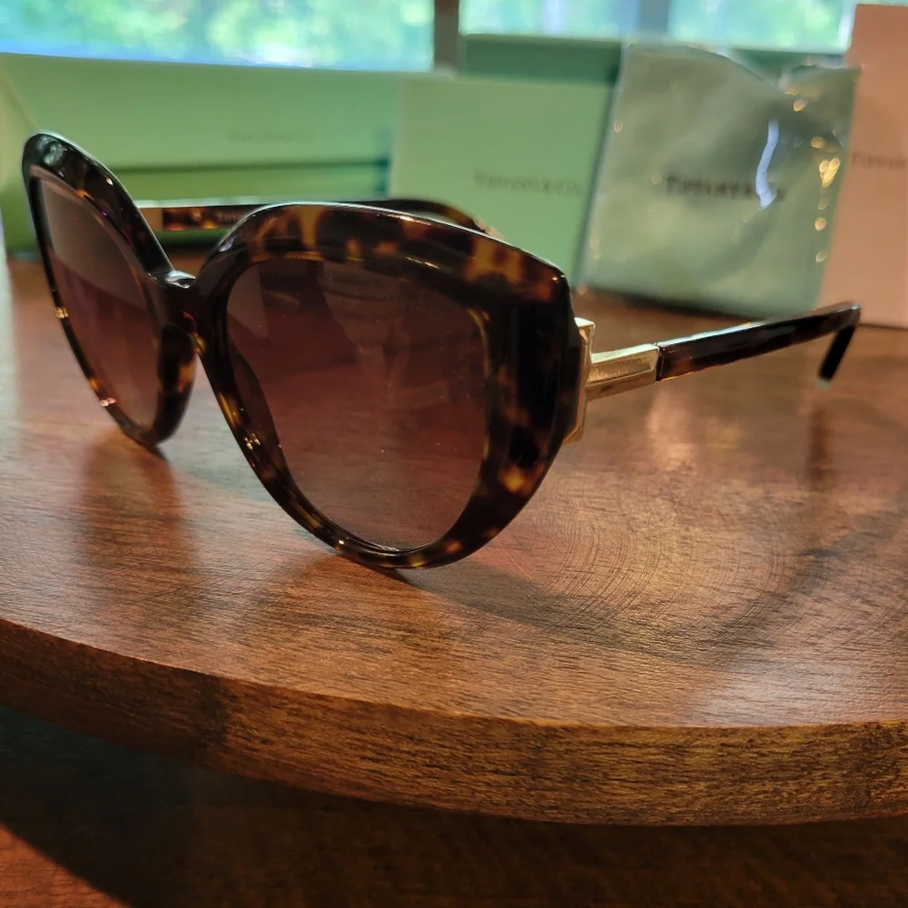Tiffany & Company TF4170 Logo T Cat Eye Sunglasses in Havanah Brown.  MA#621 - Picture 9 of 17